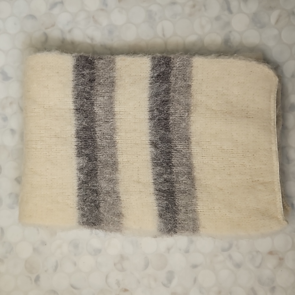 Icelandic wool scarf